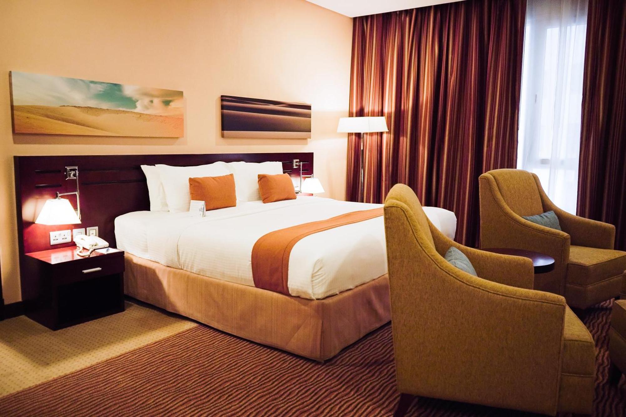 City Seasons Hotel & Suites มัสกัต ภายนอก รูปภาพ